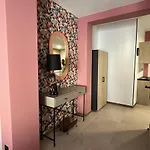 Chloe37