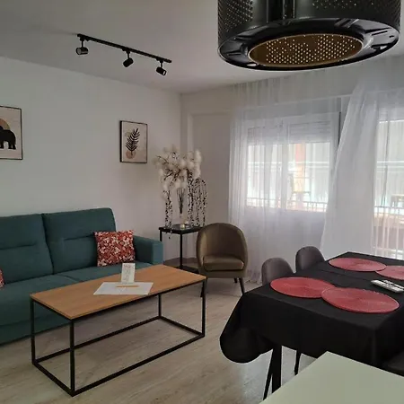 Chloe37 Apartment *
