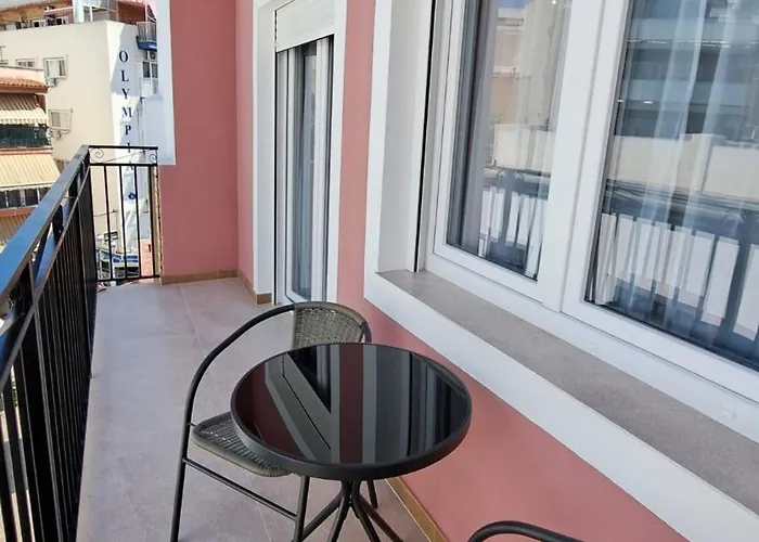 Chloe37 Apartment *